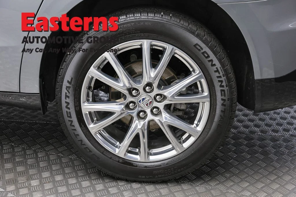 Used 2023 Gray Buick Essence image 8
