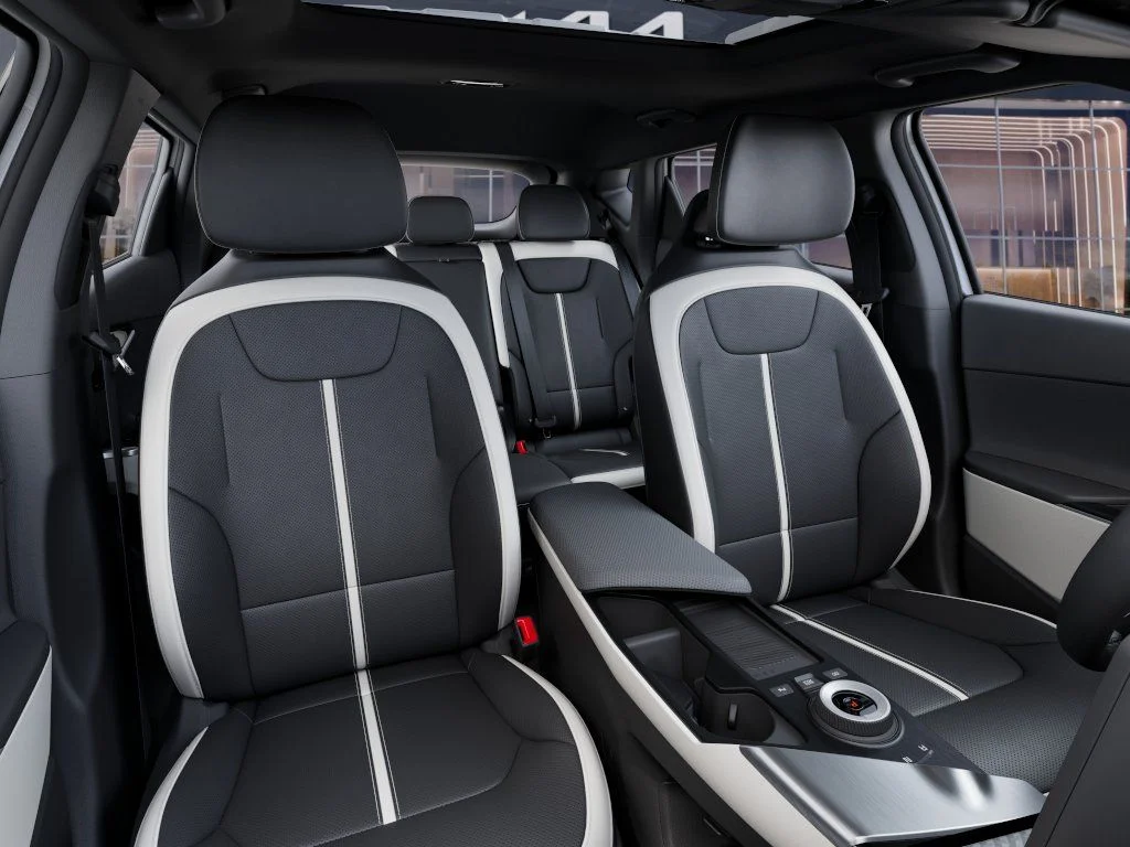 New 2026 Glacial White Pearl Kia GT-Line image 15