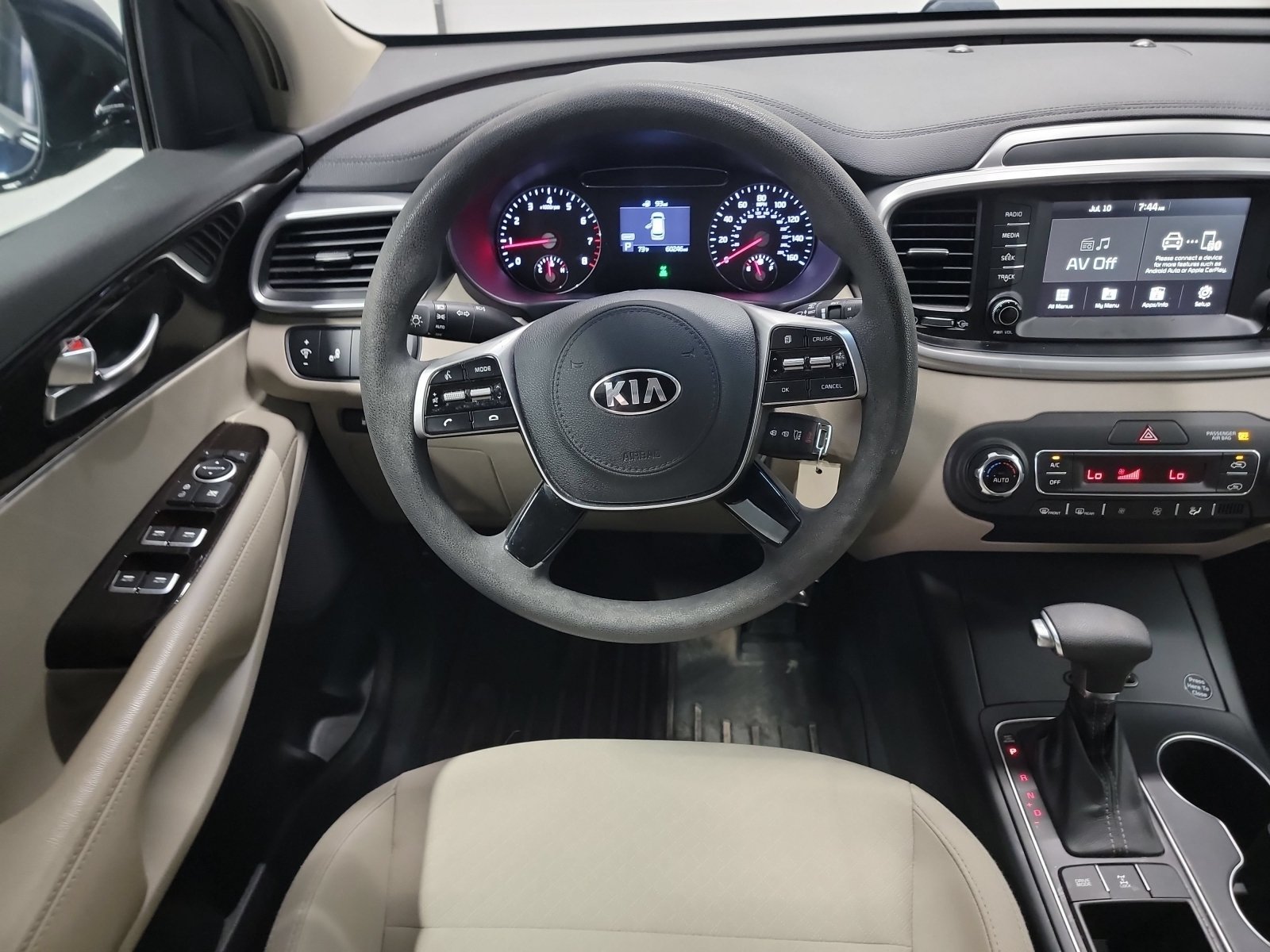 Used 2019 Blaze Blue Kia LX V6 image 15