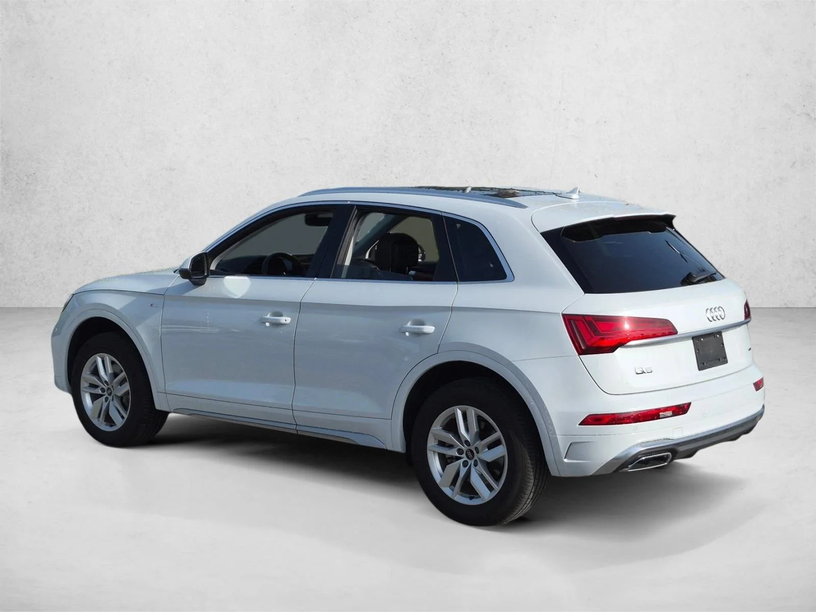 Used 2023 Glacier White Metallic Audi S line Premium image 8