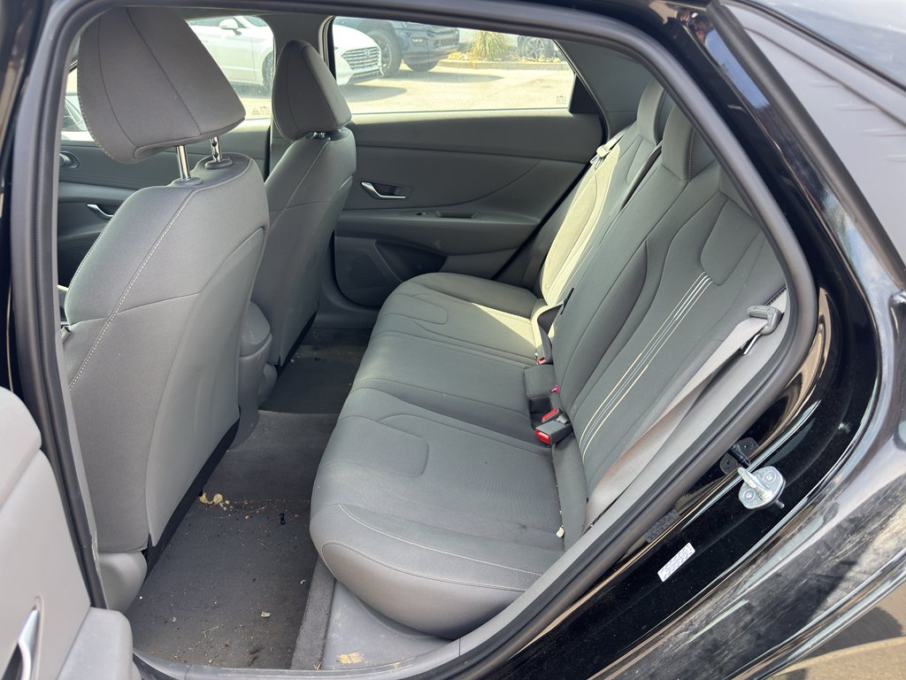 Used 2023 Onyx Black Hyundai SEL image 9