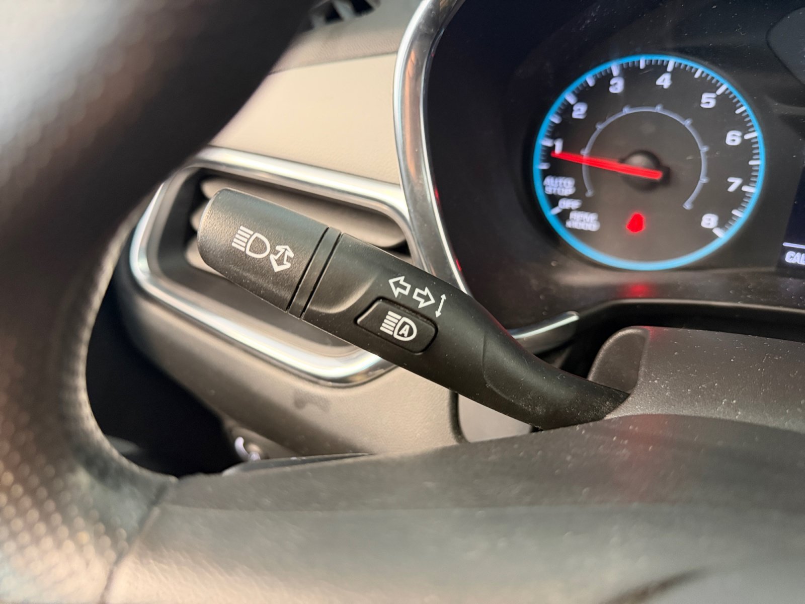Used 2022 Silver Ice Metallic Chevrolet LS image 13