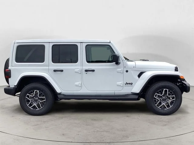 New 2026 Bright White Clearcoat Jeep 4-DOOR SAHARA image 7