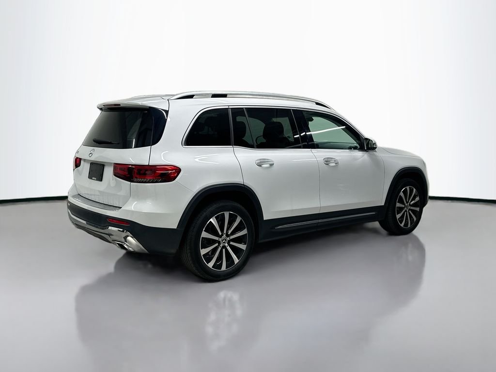Used 2023 White Mercedes-Benz GLB 250 image 9