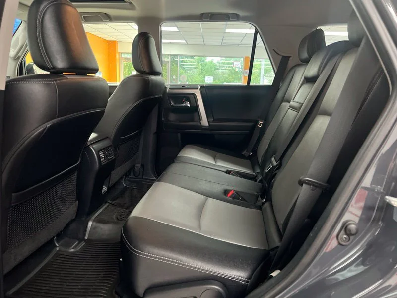 Used 2024  Toyota SR5 Premium image 15