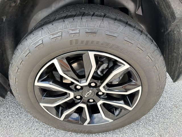 Used 2025 Black Chevrolet ACTIV image 19