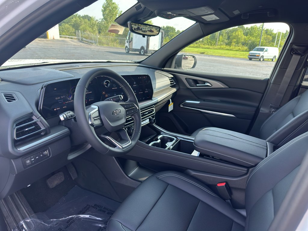 2027 Chevrolet Traverse LT - Photo 12