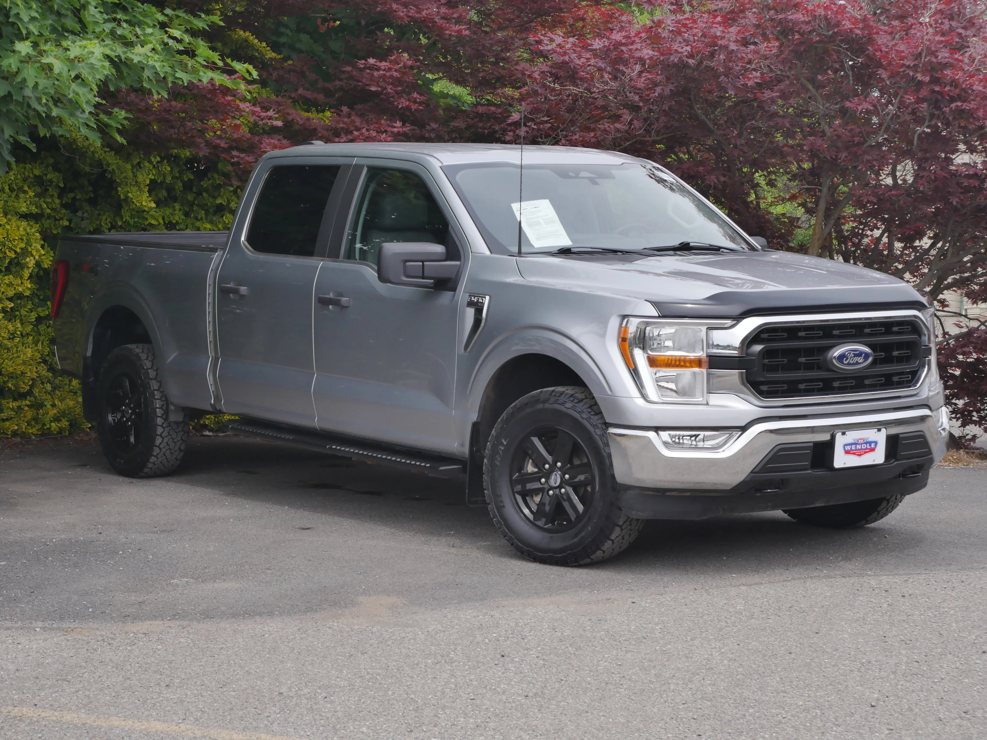 Certified Used 2022 Silver Ford XLT image 29