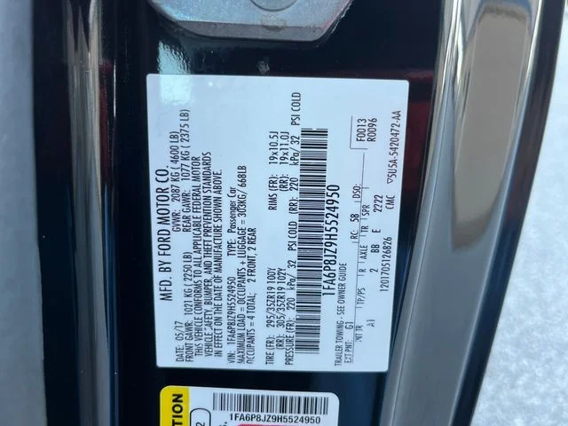 Used 2017 Black Ford Shelby GT350 image 11