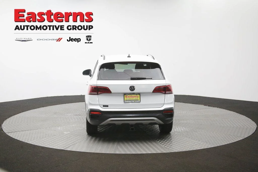 Used 2022 White Volkswagen 1.5T S image 35