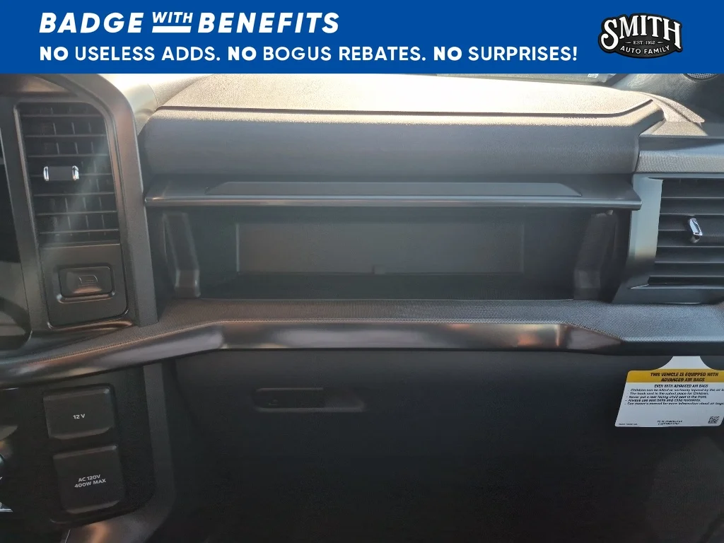 New 2026 Star White Metallic Tri-Coat Ford Lariat® image 33