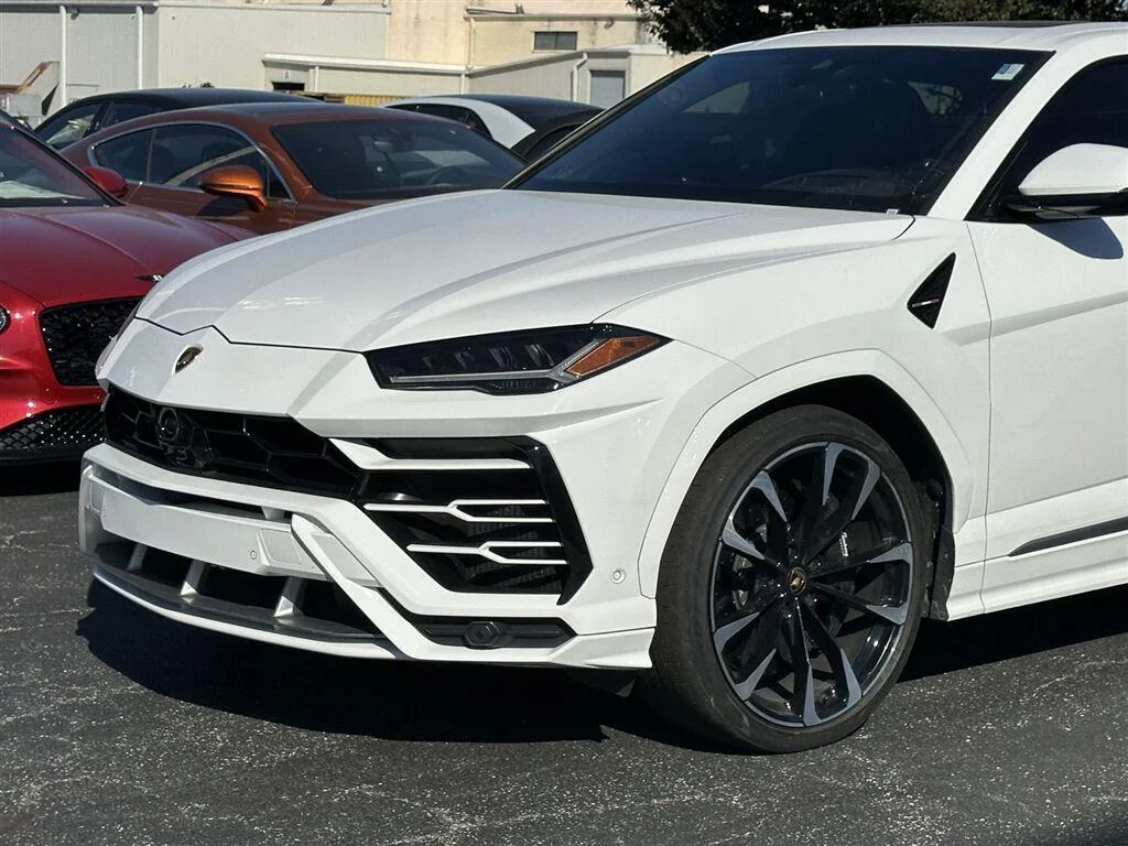 Used 2021 BALLOON WHITE PEARL LAMBORGHINI  image 44