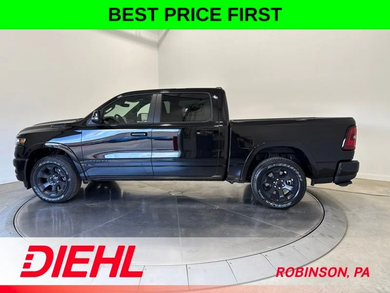 New 2026 Diamond Black Crystal Pearl-Coat Exterior Paint RAM Big Horn/Lone Star image 4
