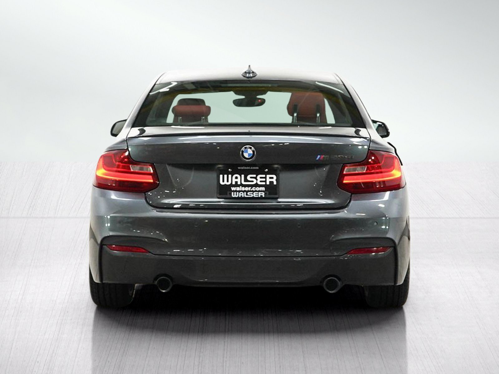 Used 2016 Mineral Gray Metallic BMW M235i xDrive image 4