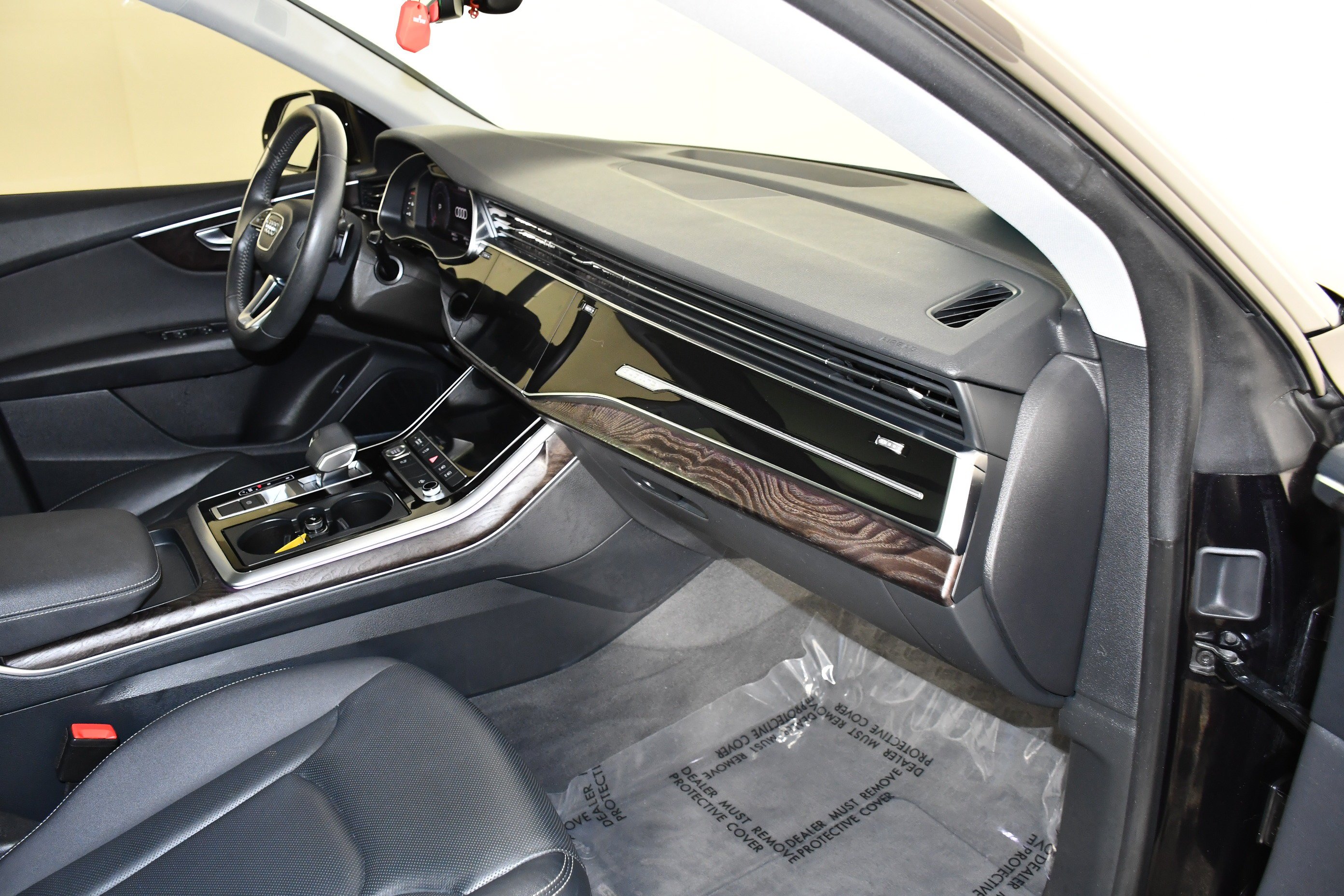 Used 2020 Orca Black Metallic Audi Premium Plus image 38