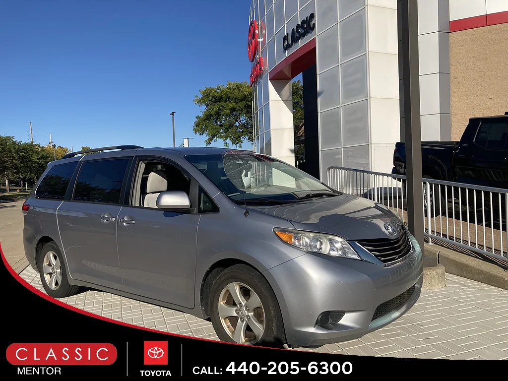 2012 Toyota Sienna