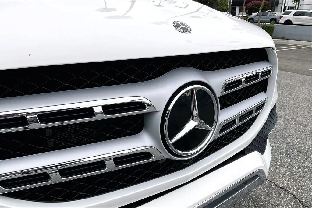 Used 2023  Mercedes-Benz GLS 450 image 30