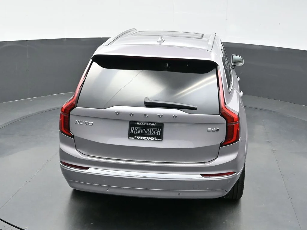 New 2026 Aurora Silver Volvo Plus image 42