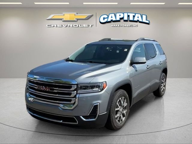 Used 2023 Silver GMC SLE image 1