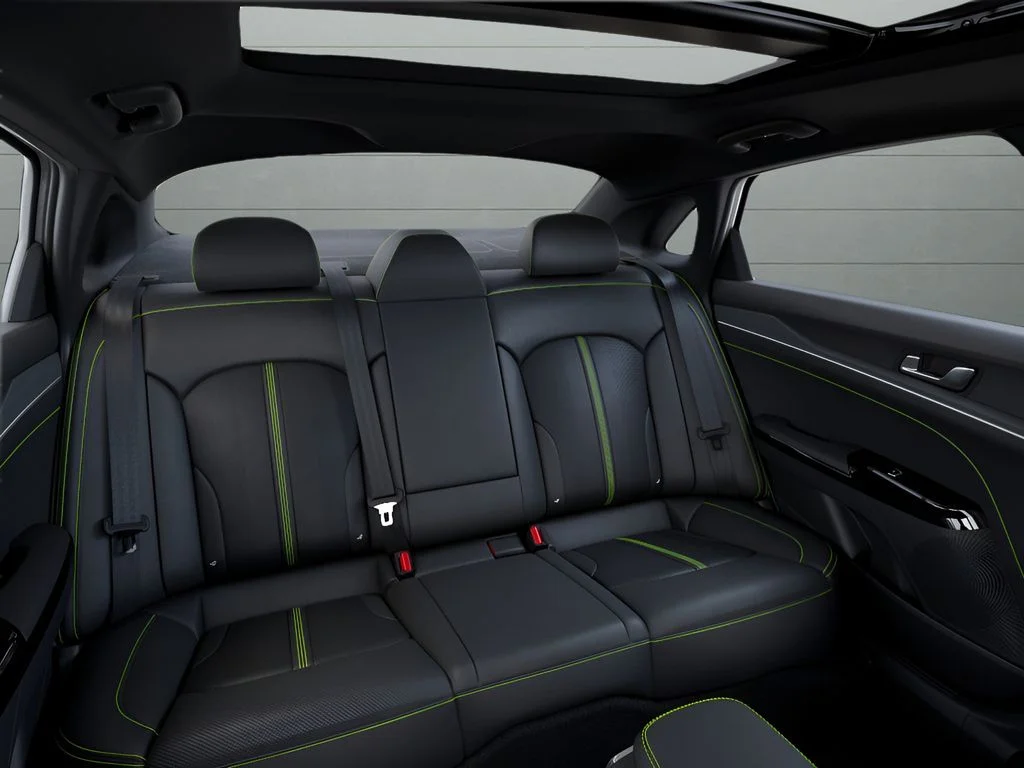 2026 Kia K5 GT - Photo 12