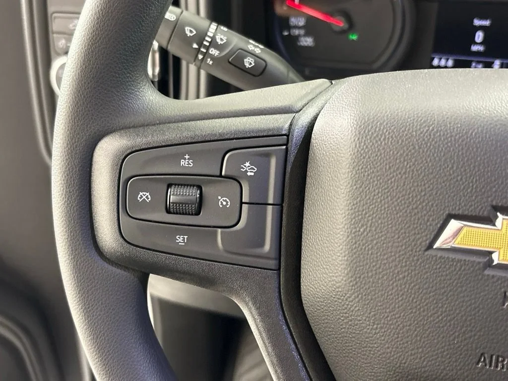 New 2026 Summit White Chevrolet Custom image 34