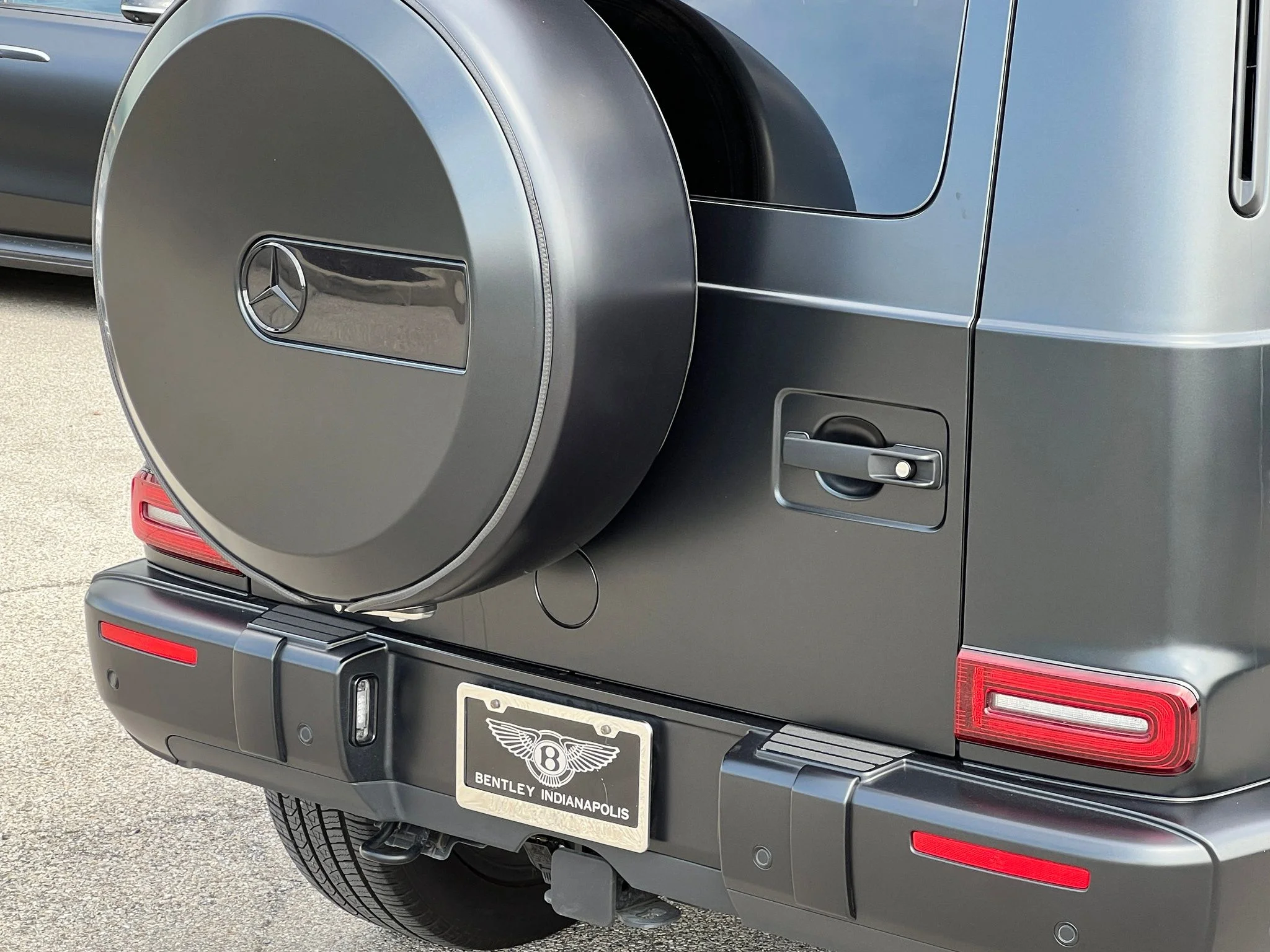 Used 2023  Mercedes-Benz G 550 image 9