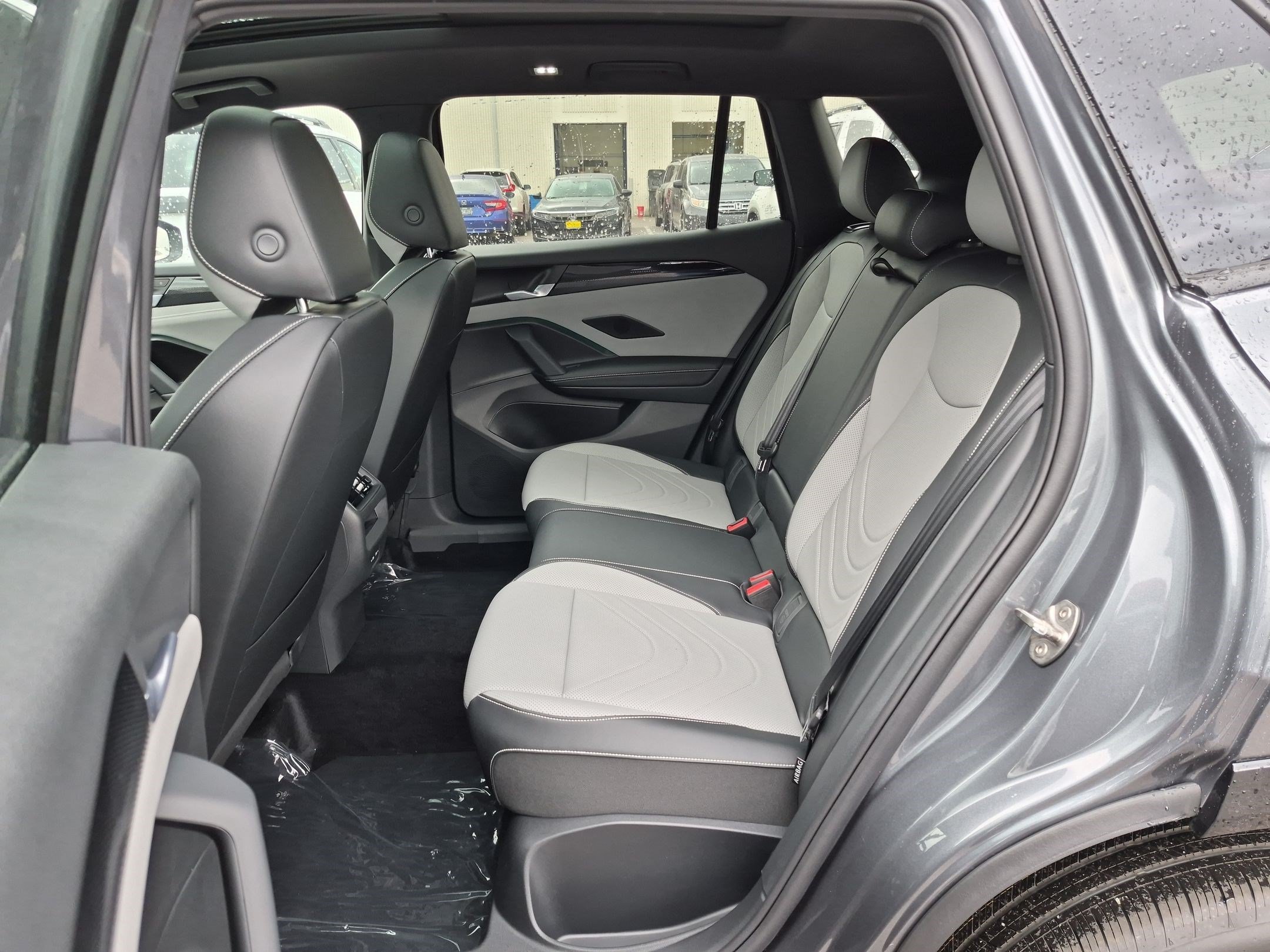 New 2026 Platinum Gray Metallic Volkswagen SE R-Line Black image 14