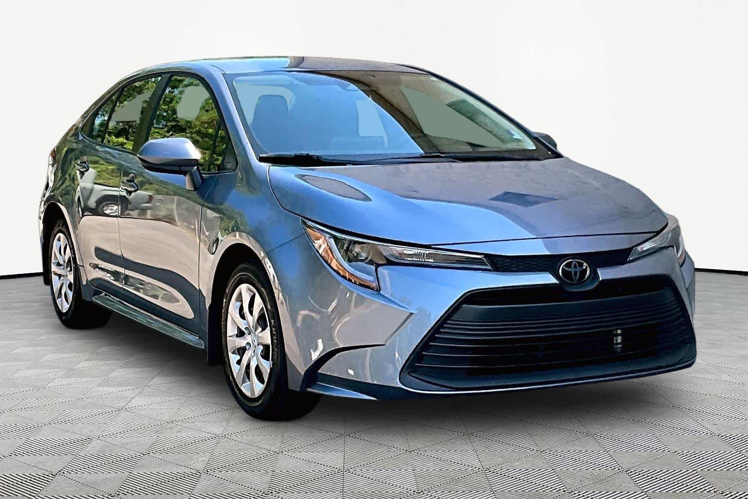 Used 2026 Celestite Toyota LE image 3