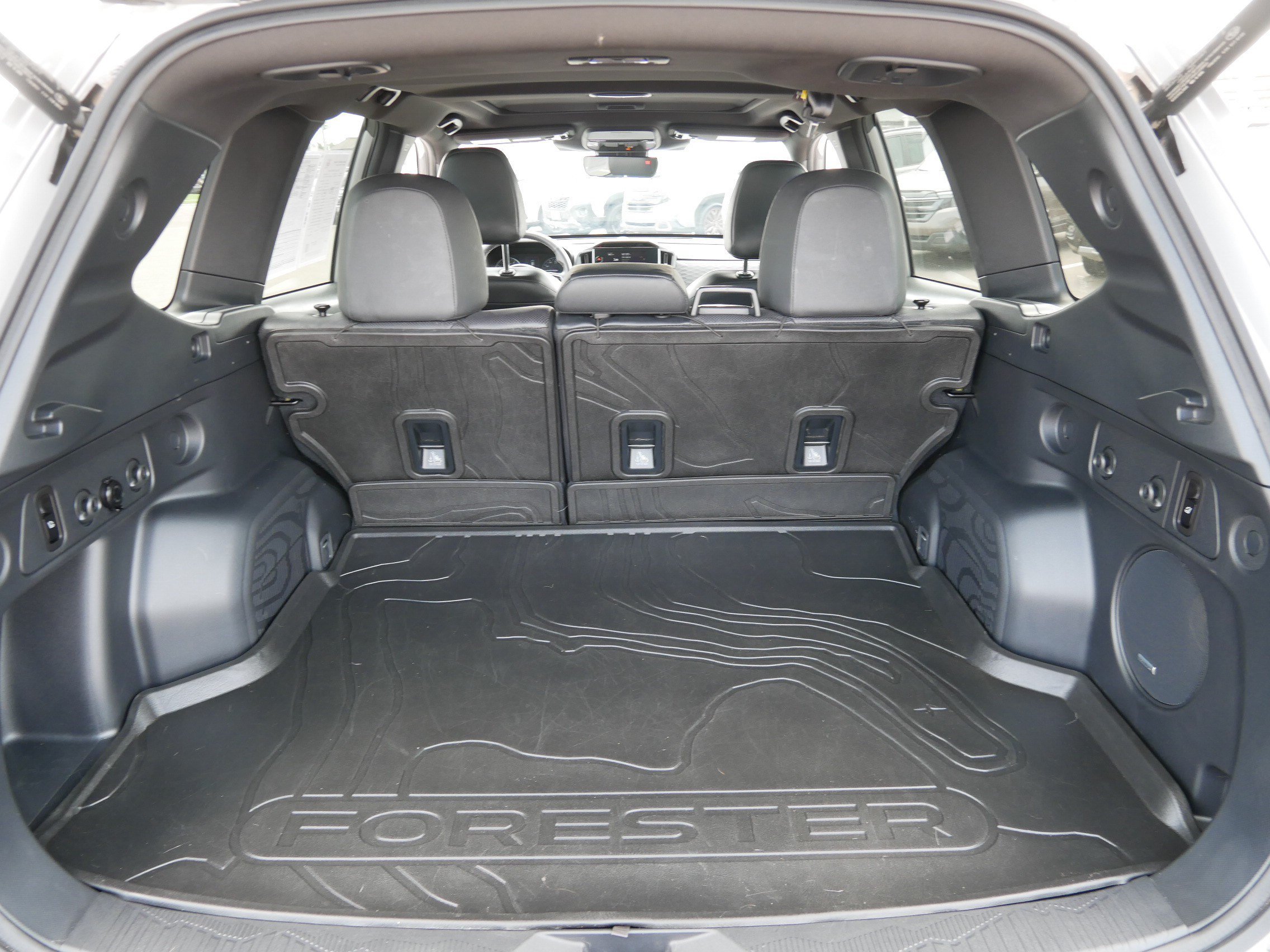 Certified Used 2025 River Rock Pearl Subaru Limited image 18
