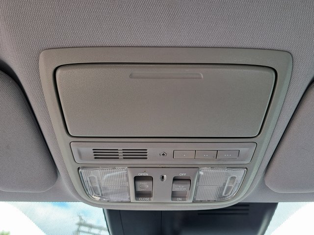 Used 2017 Gray Honda EX-L image 19