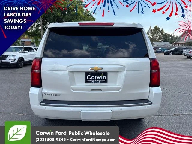 Used 2015 White Diamond Clearcoat Chevrolet  image 6