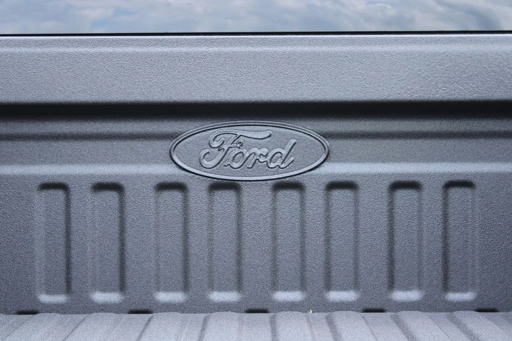 New 2026 Agate Black Metallic Ford F-250® XLT image 15