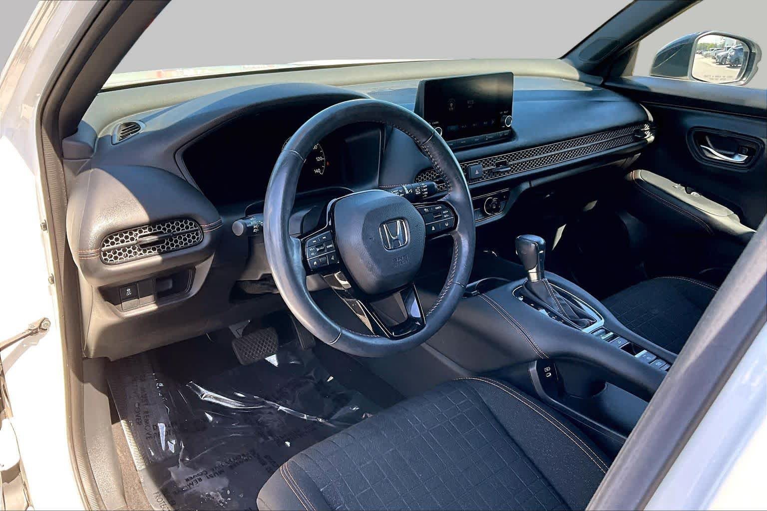 Used 2024 Platinum White Pearl Honda Sport image 18
