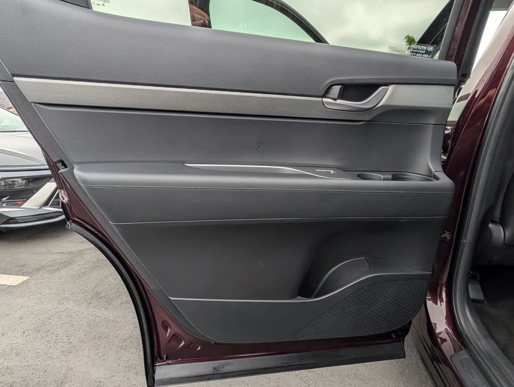 Used 2024 Red Hyundai SEL image 18