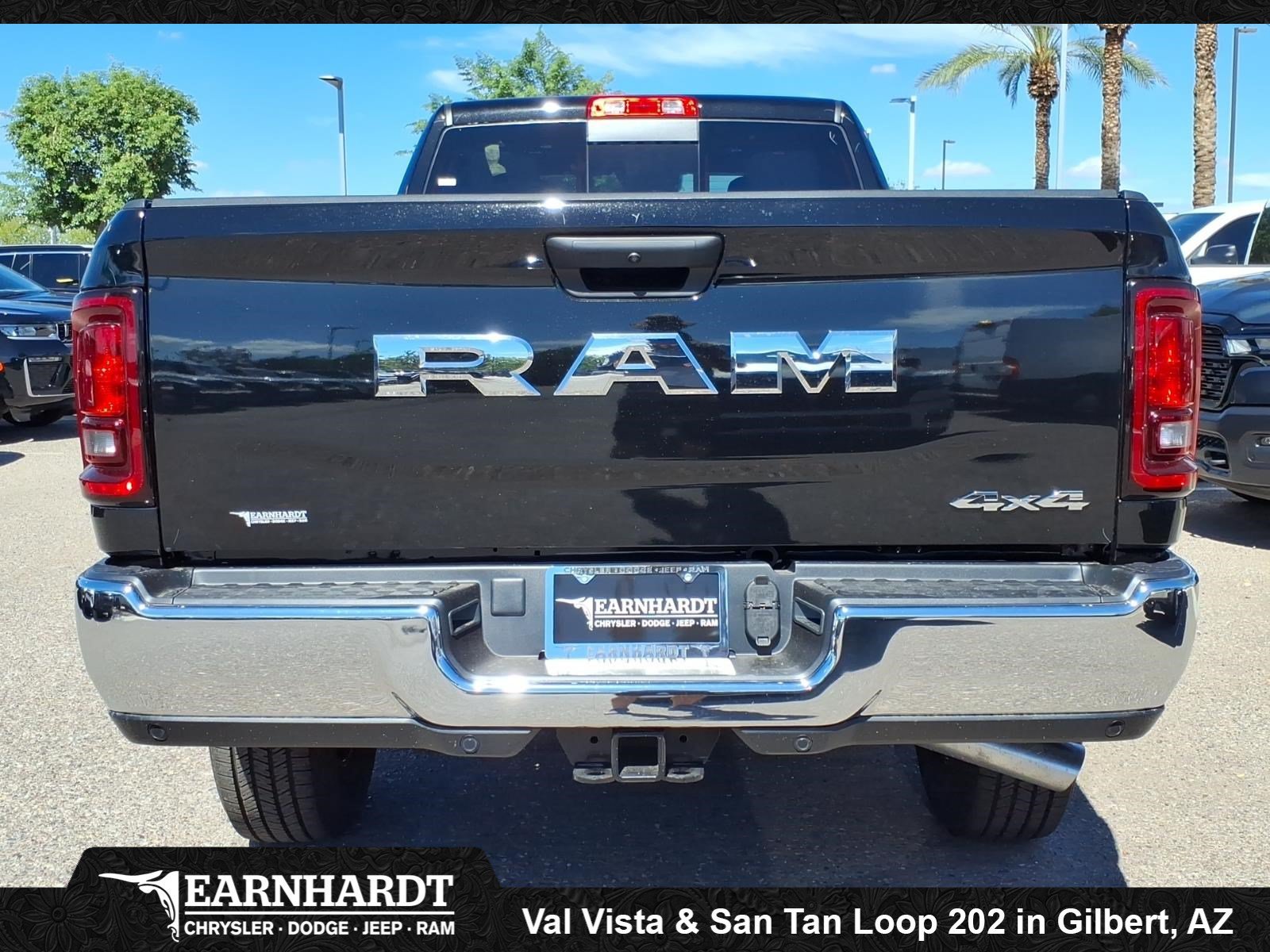New 2027 Diamond Black Crystal Pearl-Coat Exterior Paint RAM Tradesman image 4