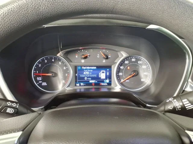 Used 2021 White Chevrolet LT image 18