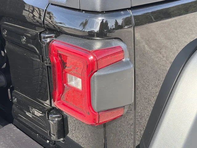 New 2026 Black Clear-Coat Exterior Paint Jeep Sport S image 9