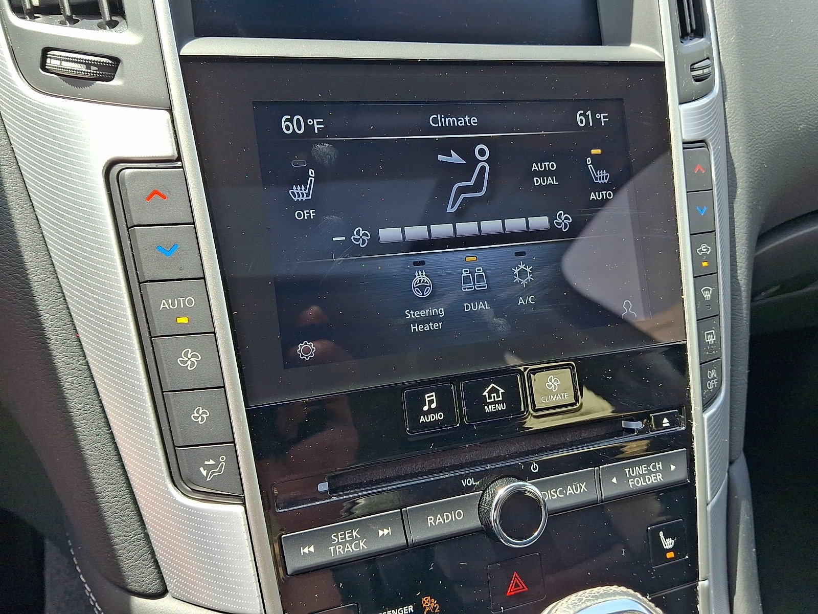 Certified Used 2023 Graphite Shadow - KAD INFINITI LUXE AWD image 17