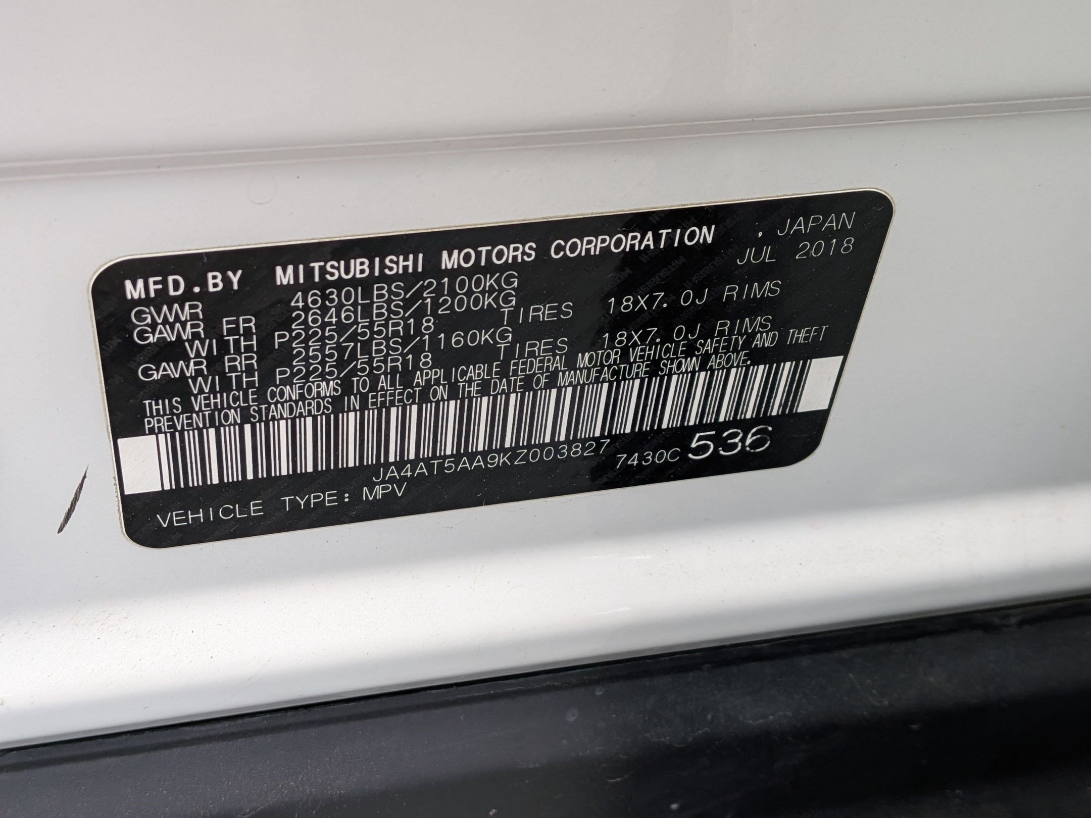 Used 2019 White Mitsubishi SE image 33