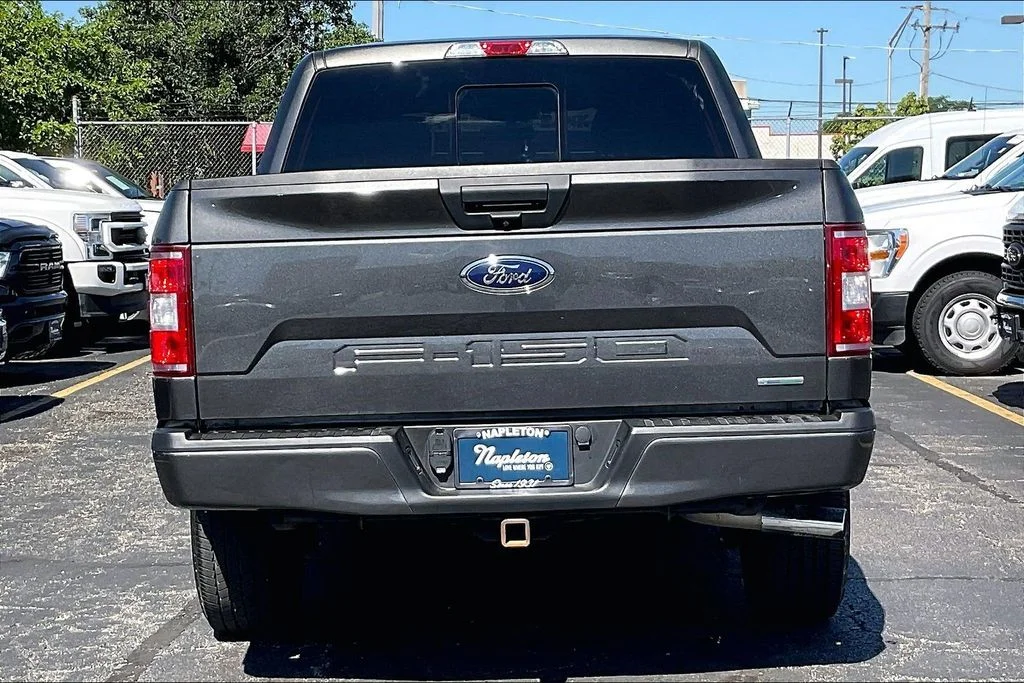 Certified Used 2020 Magnetic Ford XLT image 3