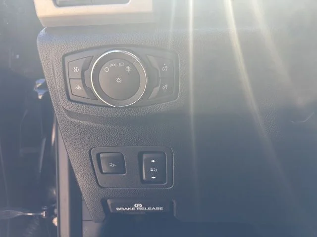Used 2021 Black Metallic Ford Lariat image 63