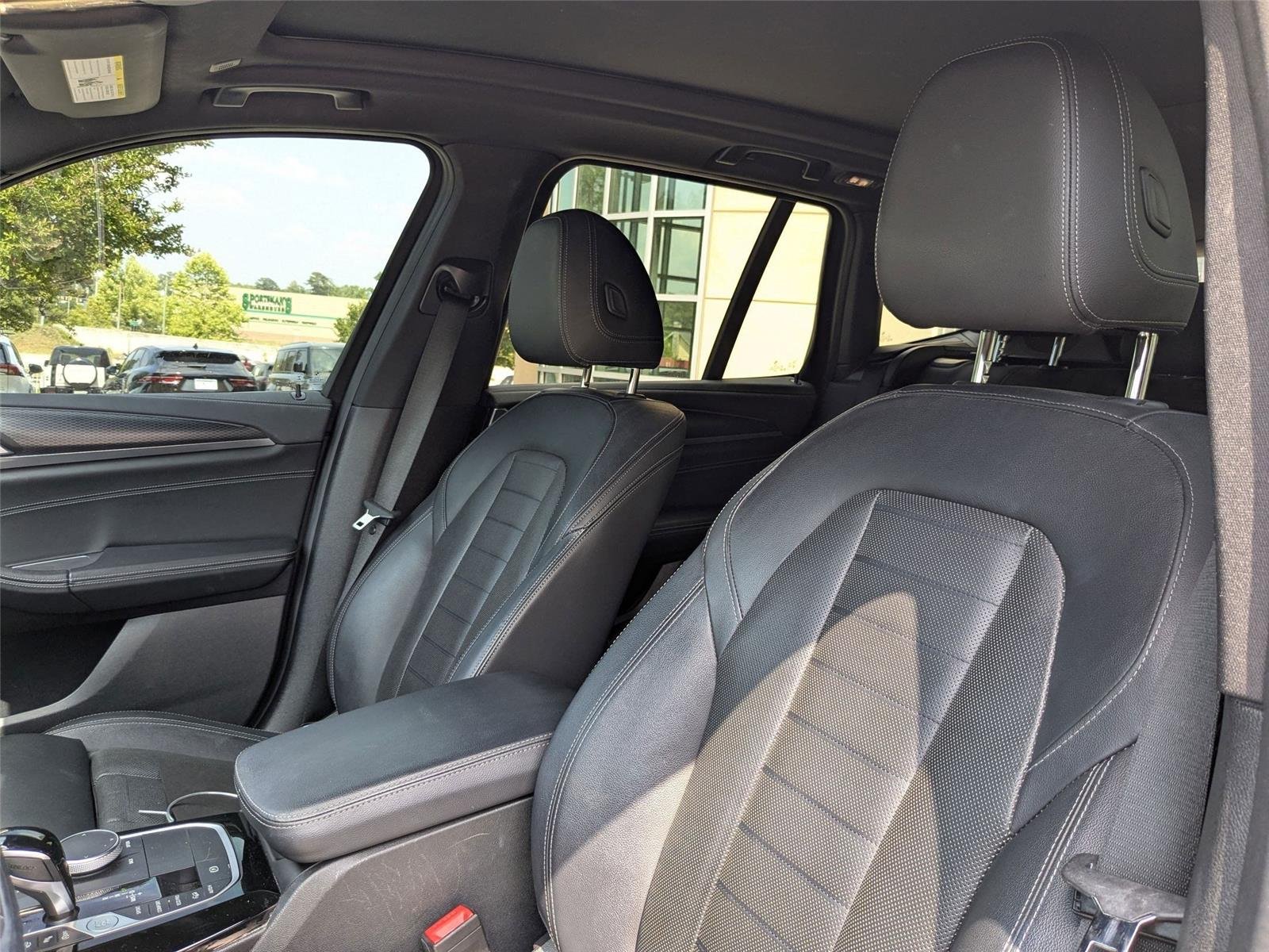 Used 2023 Black Sapphire Metallic BMW xDrive30i image 14
