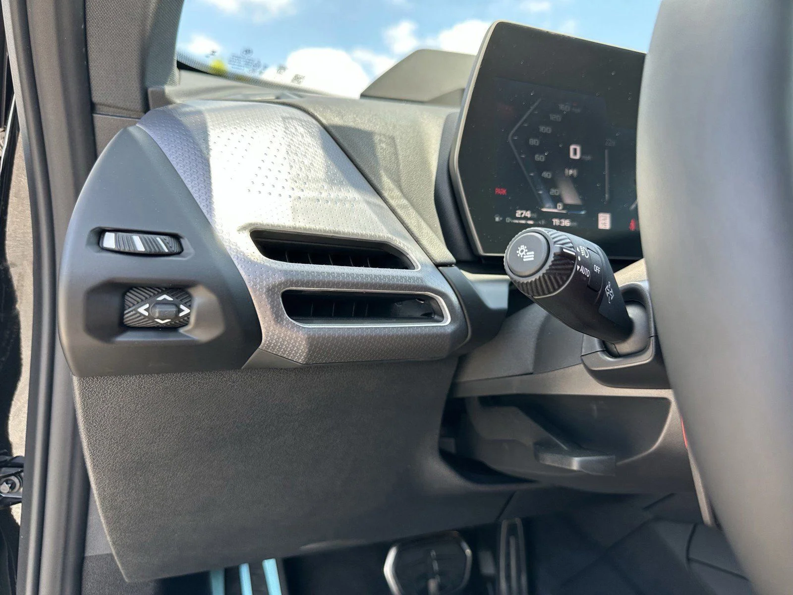 2026 BMW 2 Series M235 - Photo 29