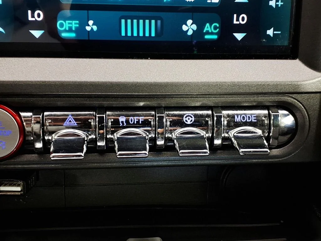 Used 2016 Black Ford GT image 22