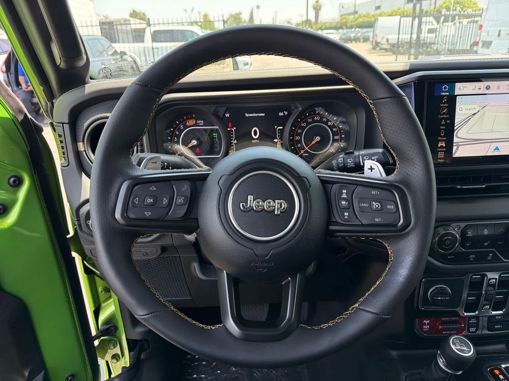 2025 Jeep Wrangler 4-Door Rubicon 392 Final Edition - Photo 13