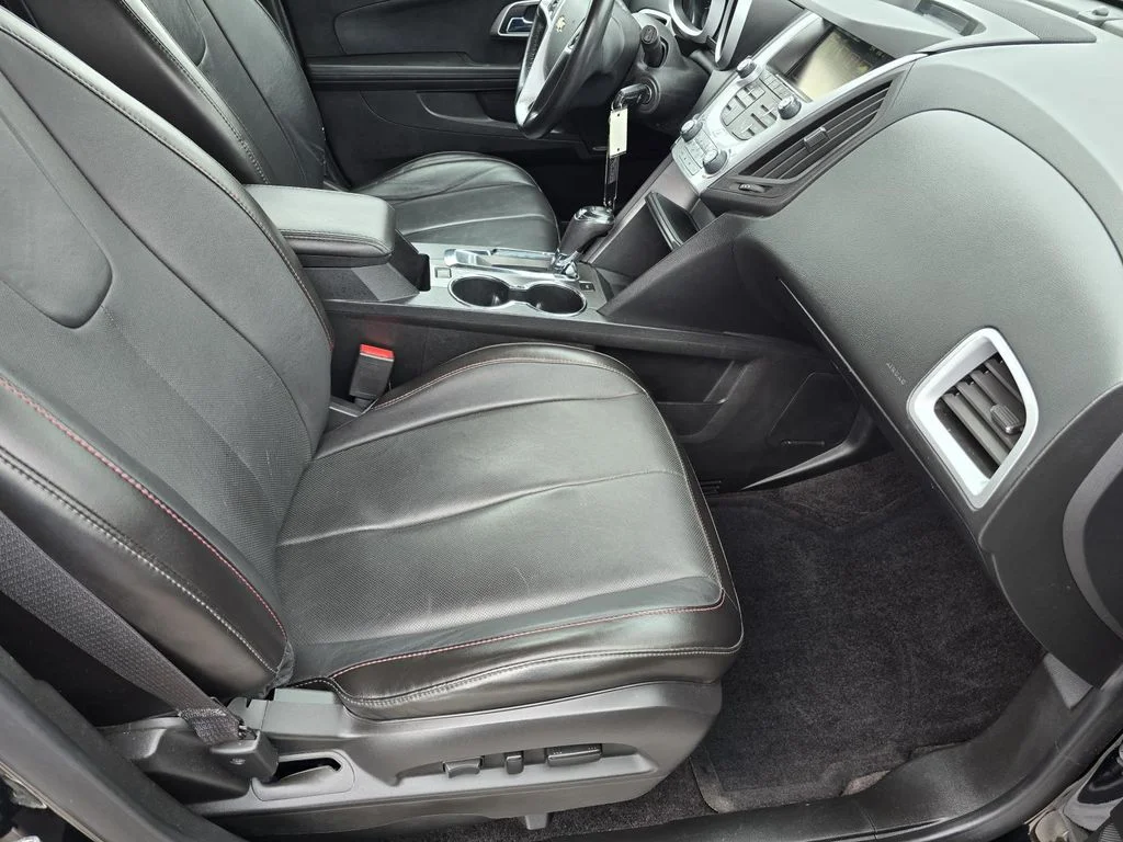 Used 2016 MOSAIC BLACK METALLIC Chevrolet LTZ image 20