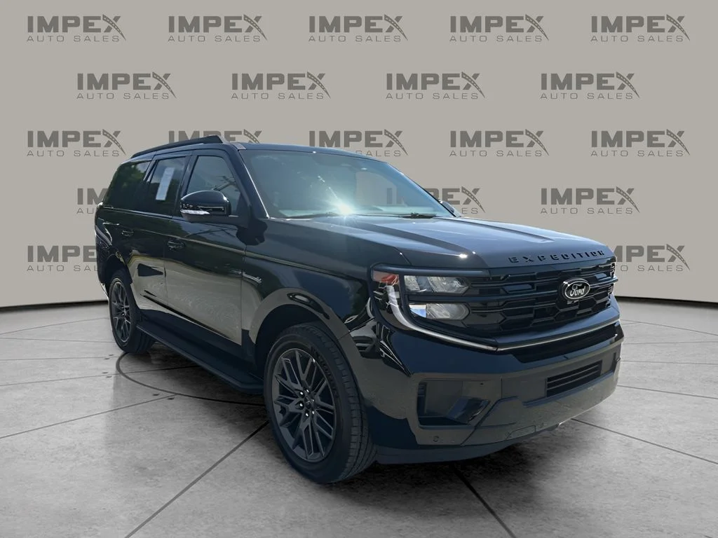 Used 2026 Black Ford Platinum image 7