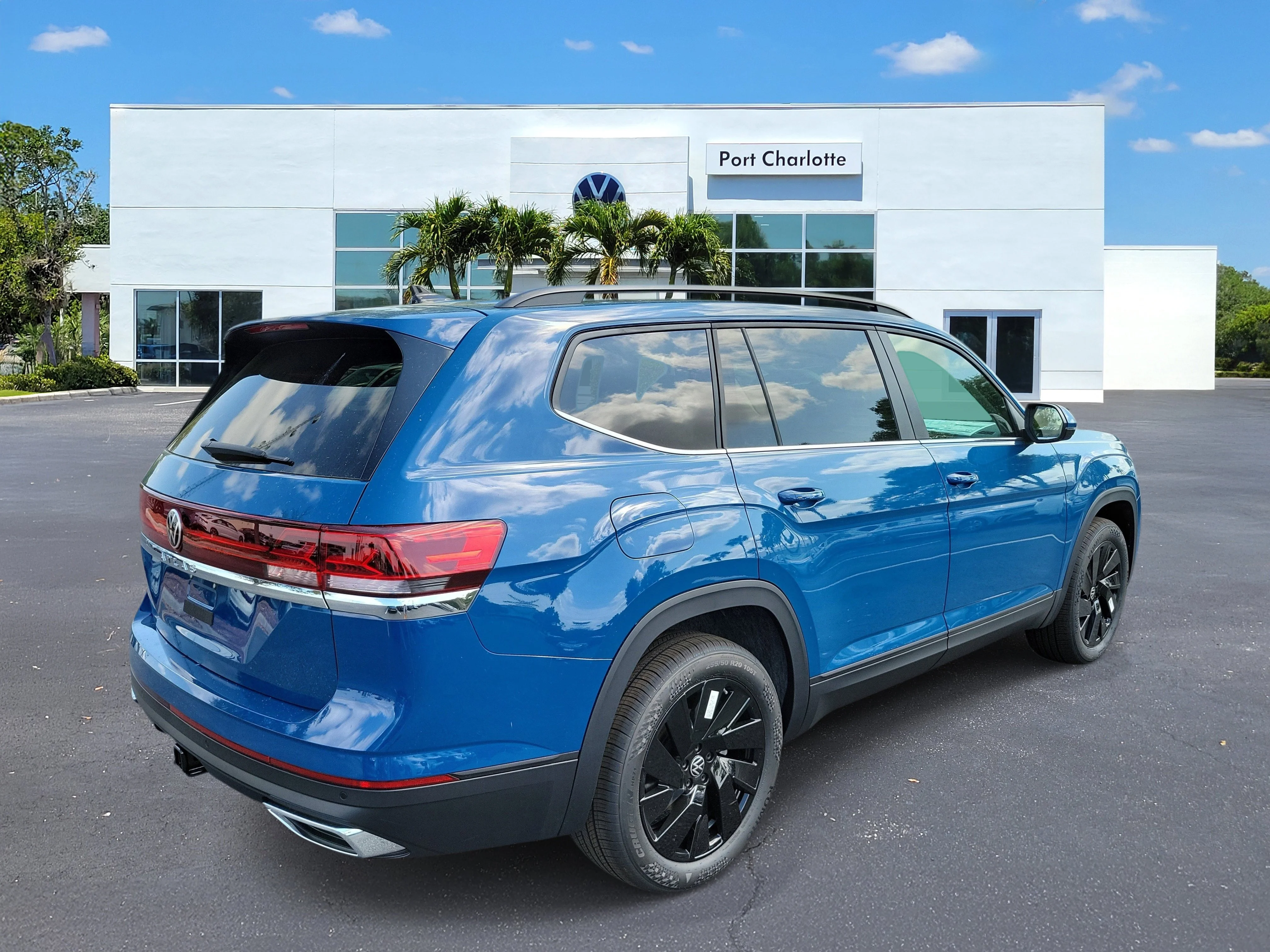 New 2026 Blue Volkswagen 2.0T SE w/Technology image 36