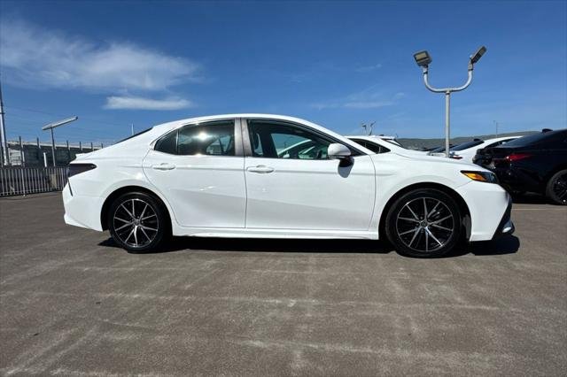 Certified Used 2023 ICE CAP Toyota  image 3