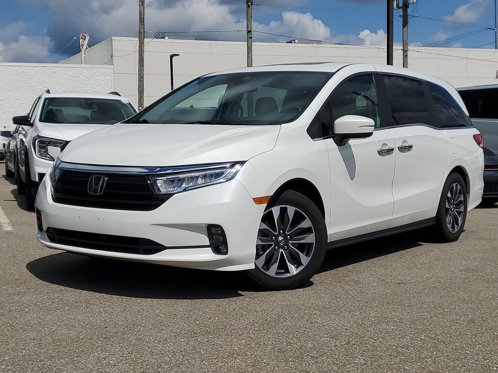 Certified Used 2021 Platinum White Pearl Honda EX-L image 35